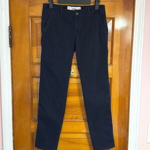 Hollister Navy Blue Chino Pants Women’s 0 Short W24 L29